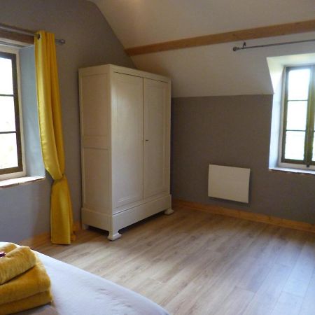 Bed and Breakfast Le Moulin De Cors Oulches Экстерьер фото