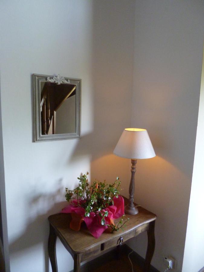 Bed and Breakfast Le Moulin De Cors Oulches Экстерьер фото