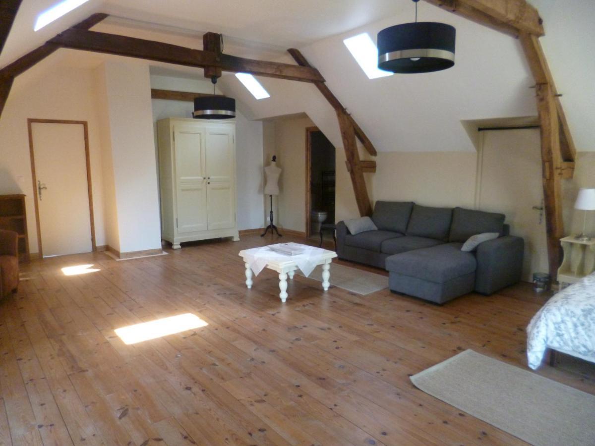 Bed and Breakfast Le Moulin De Cors Oulches Экстерьер фото